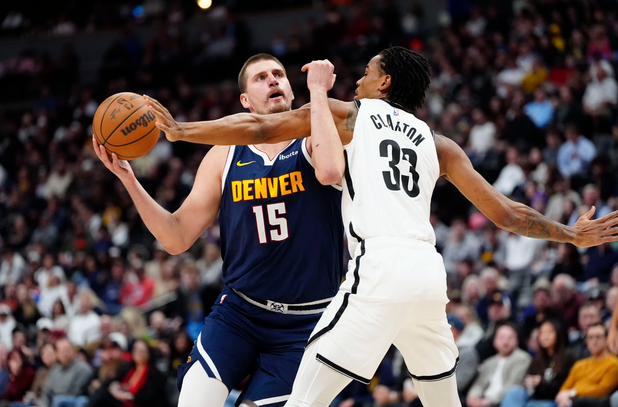 雷霆险胜凯尔特人，约基奇状态火热