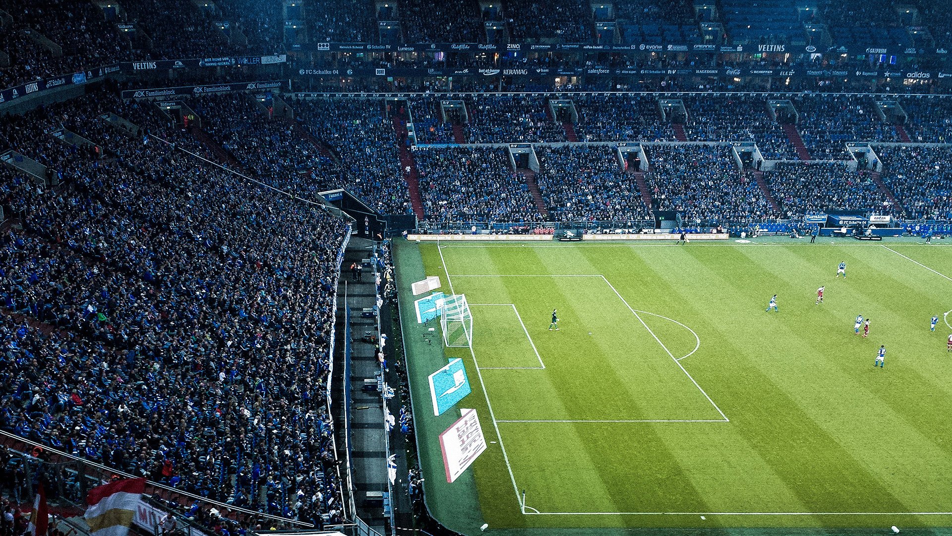 哥伦比亚单节拉开国际米兰,富安健洋成为关键先生